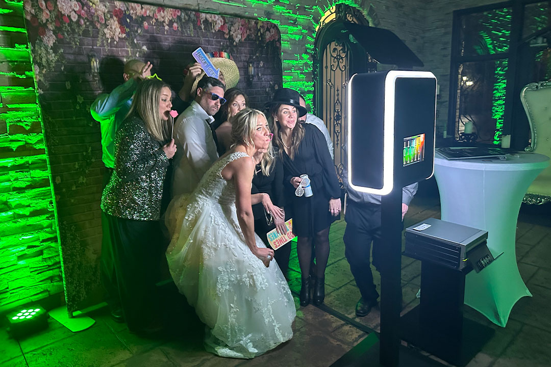 Black Tie Entertainment at the Barn on Enchanted Acres