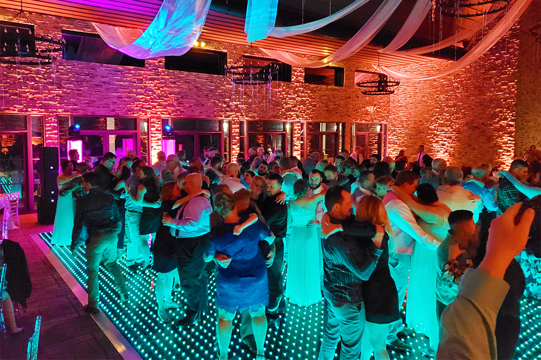 Black Tie Entertainment at the Barn on Enchanted Acres