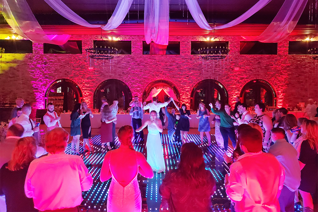 Black Tie Entertainment at the Barn on Enchanted Acres