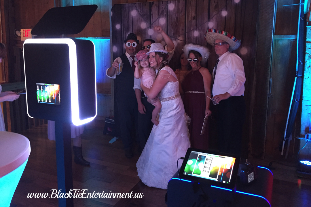 Black Tie Entertainment at the Barn on Enchanted Acres