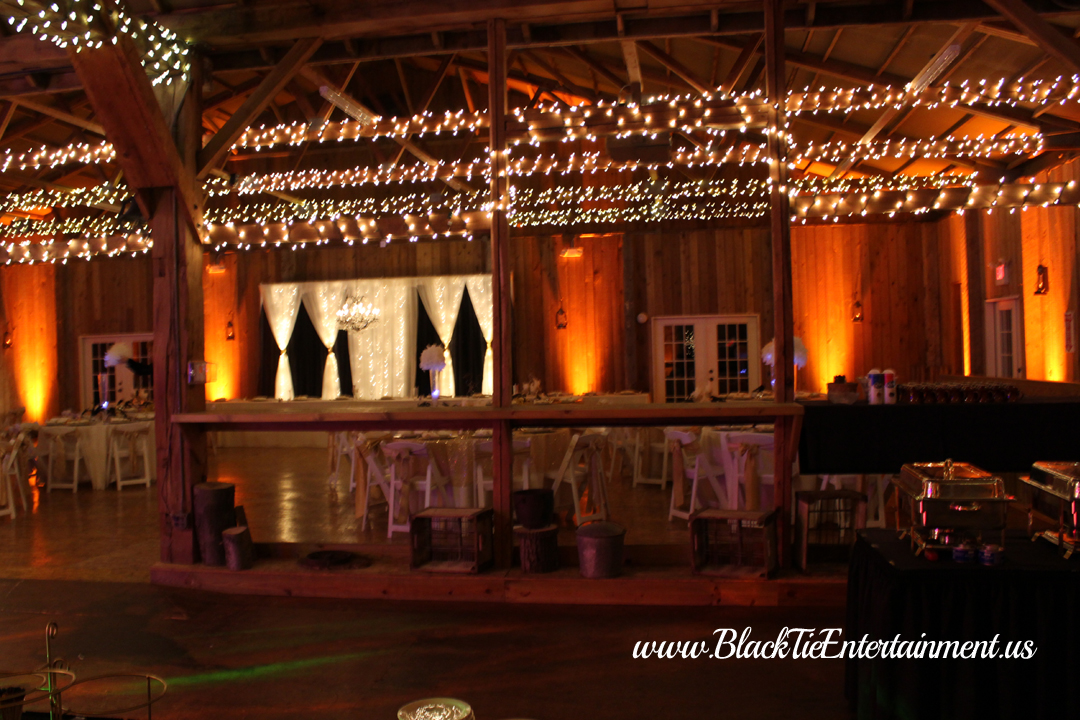 Black Tie Entertainment at Brookside Farm