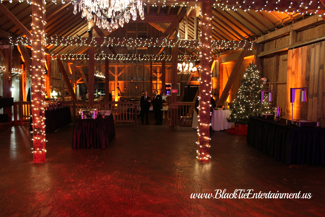 Black Tie Entertainment at Brookside Farm