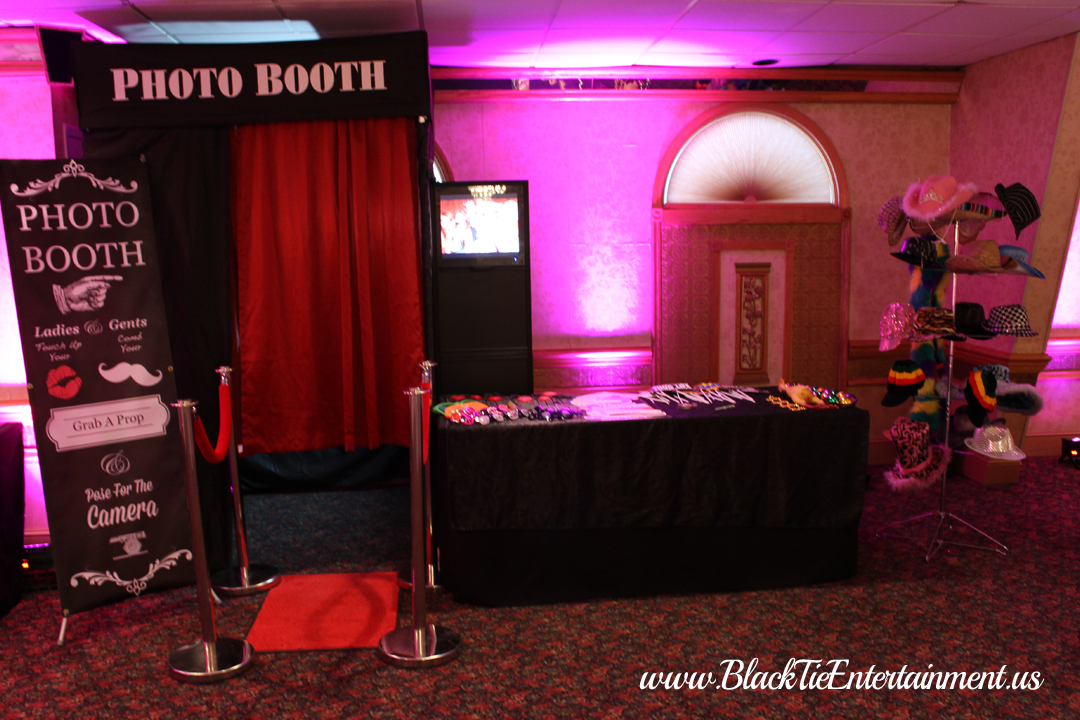 Black Tie Entertainment at Guy's Party Center