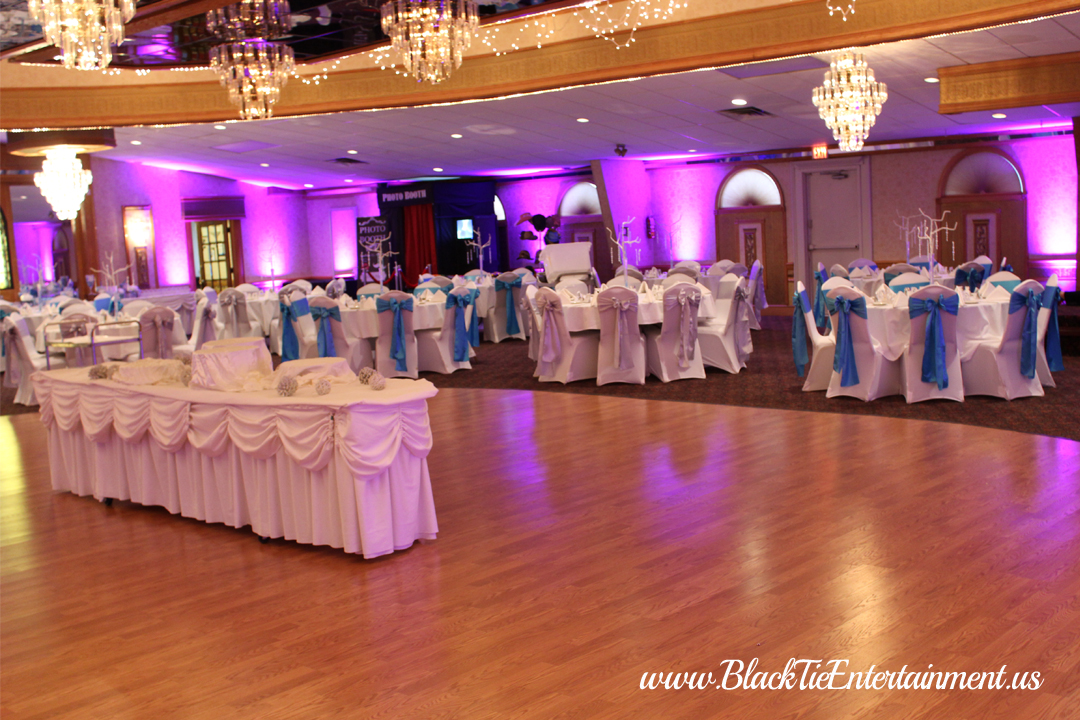 Black Tie Entertainment at up lighting table Guy's Party Center
