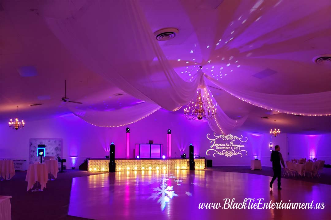 Black Tie Entertainment at Michaud's of Strongsville Ohio