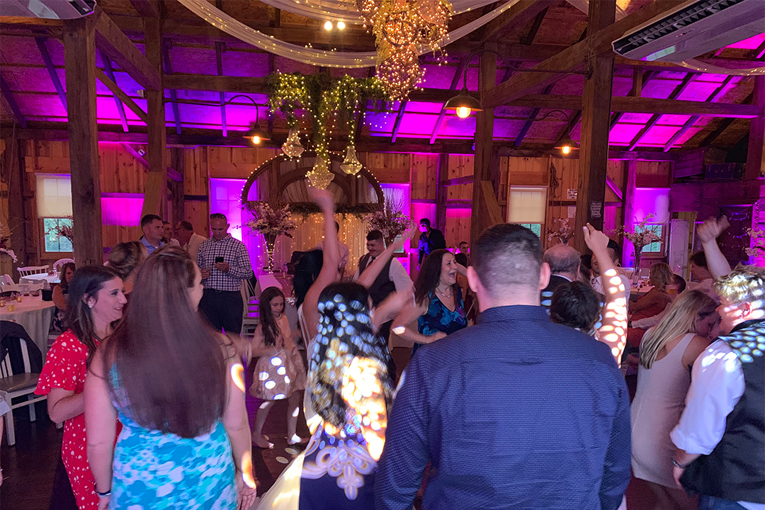 Black Tie Entertainment at Peacock Ridge