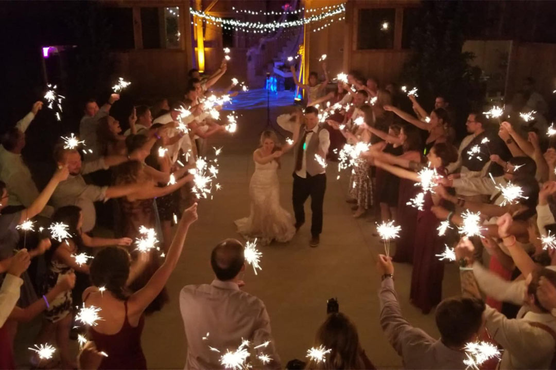 Black Tie Entertainment at Rivercreat Farm