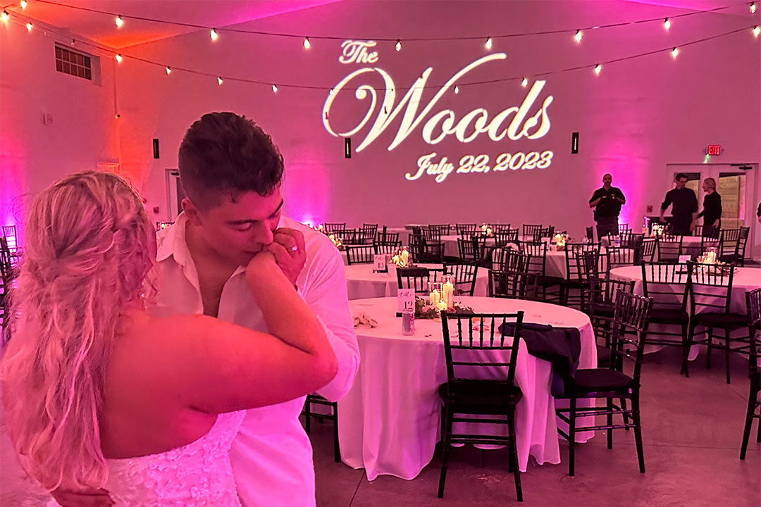 Black Tie Entertainment at The Barn at Walnut Drive