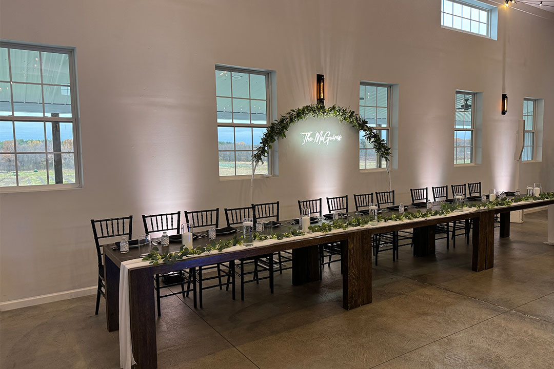 Black Tie Entertainment at The Barn at Walnut Drive